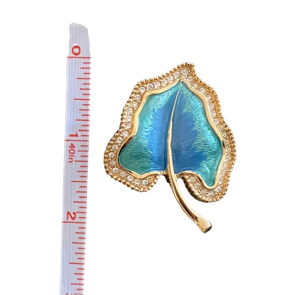 Vintage Aconda Brooch - Picture 4 of 4